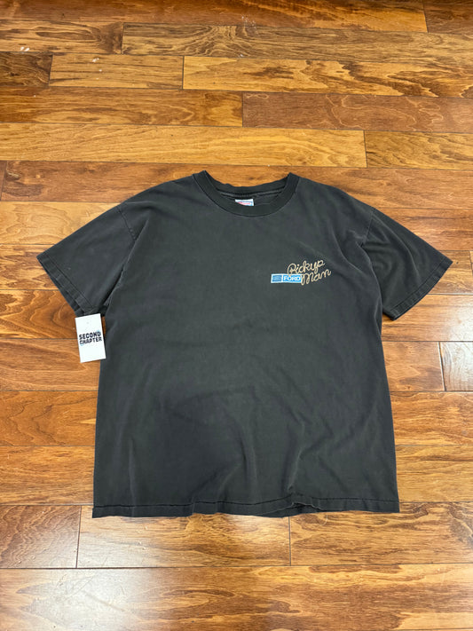 90s Ford Car Pickup Man Tee (XL)
