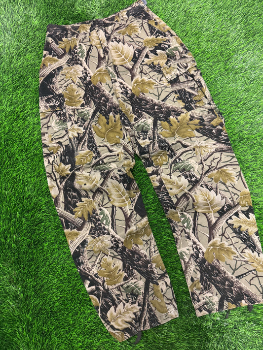 00s Master Sportsman Vintage Camo Pants (27 x 28)