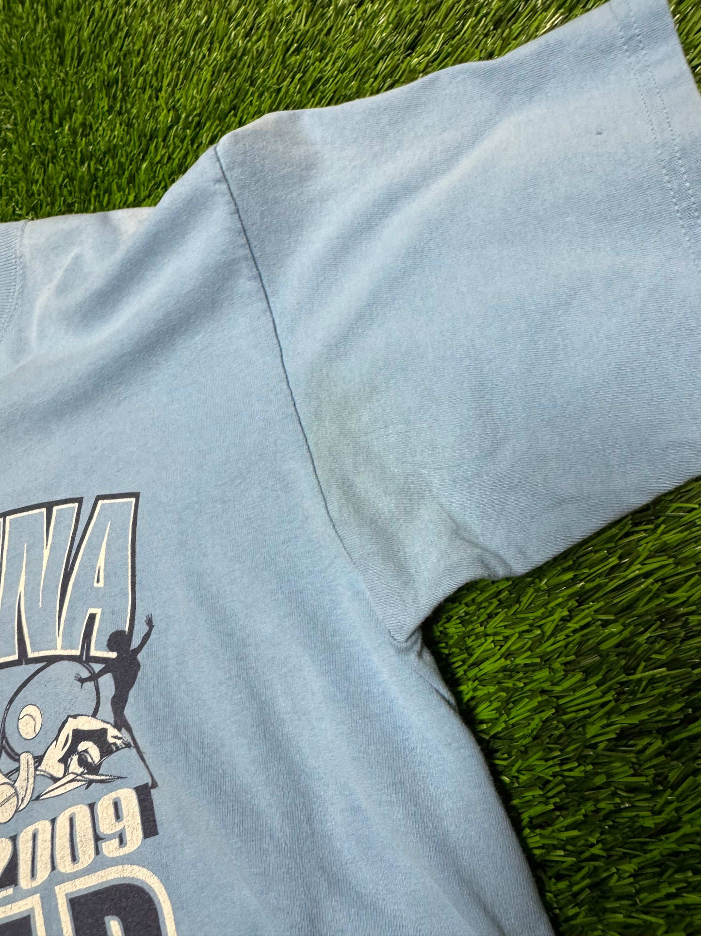 2009 University of North Carolina (UNC) Carolina Fever Tee (L)