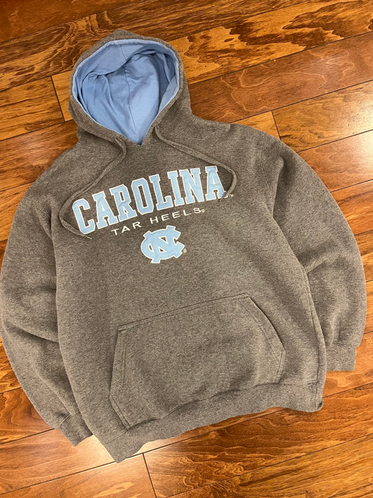 00s UNC Embroidered Vintage Hoodie (M)
