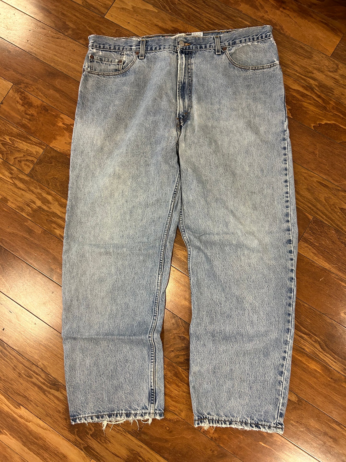 2003 Levi's 550 Faded Blue Jeans (42 x 30)