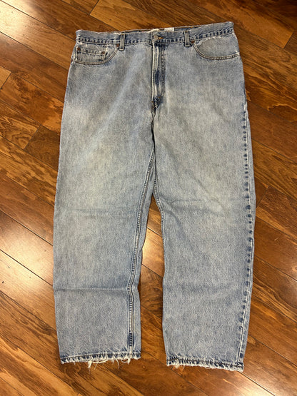 2003 Levi's 550 Faded Blue Jeans (42 x 30)