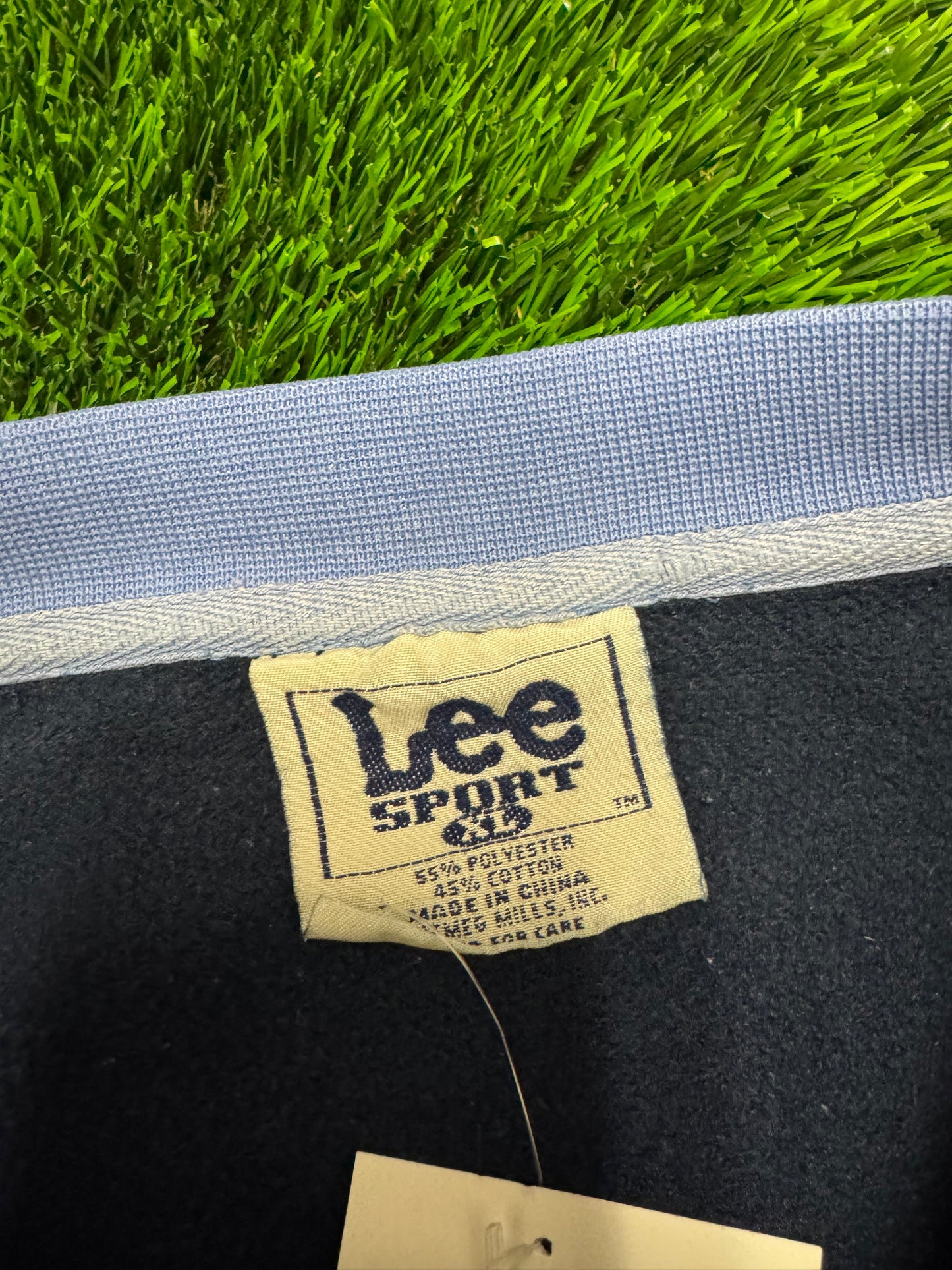 00s University of North Carolina UNC Vintage Lee Embroidered Crewneck (XL)