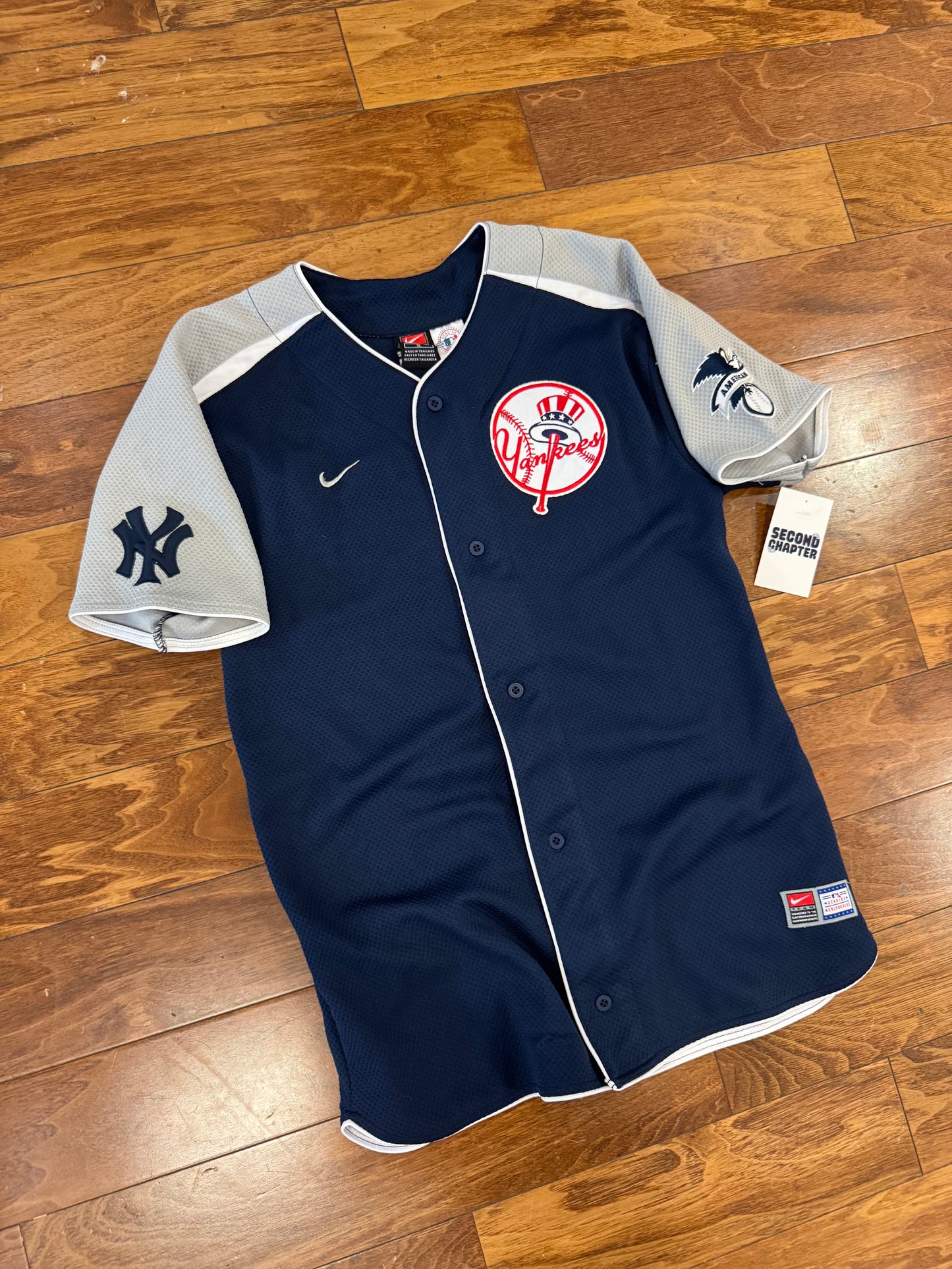 00s New York Yankees Derek Jeter Jersey (Youth L)