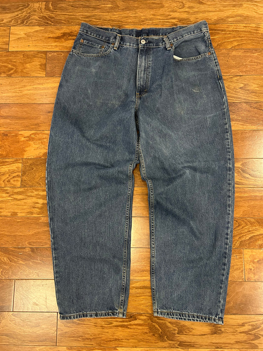 00s Levi's 560 Baggy Fit Dark Wash Jeans (38 x 30)