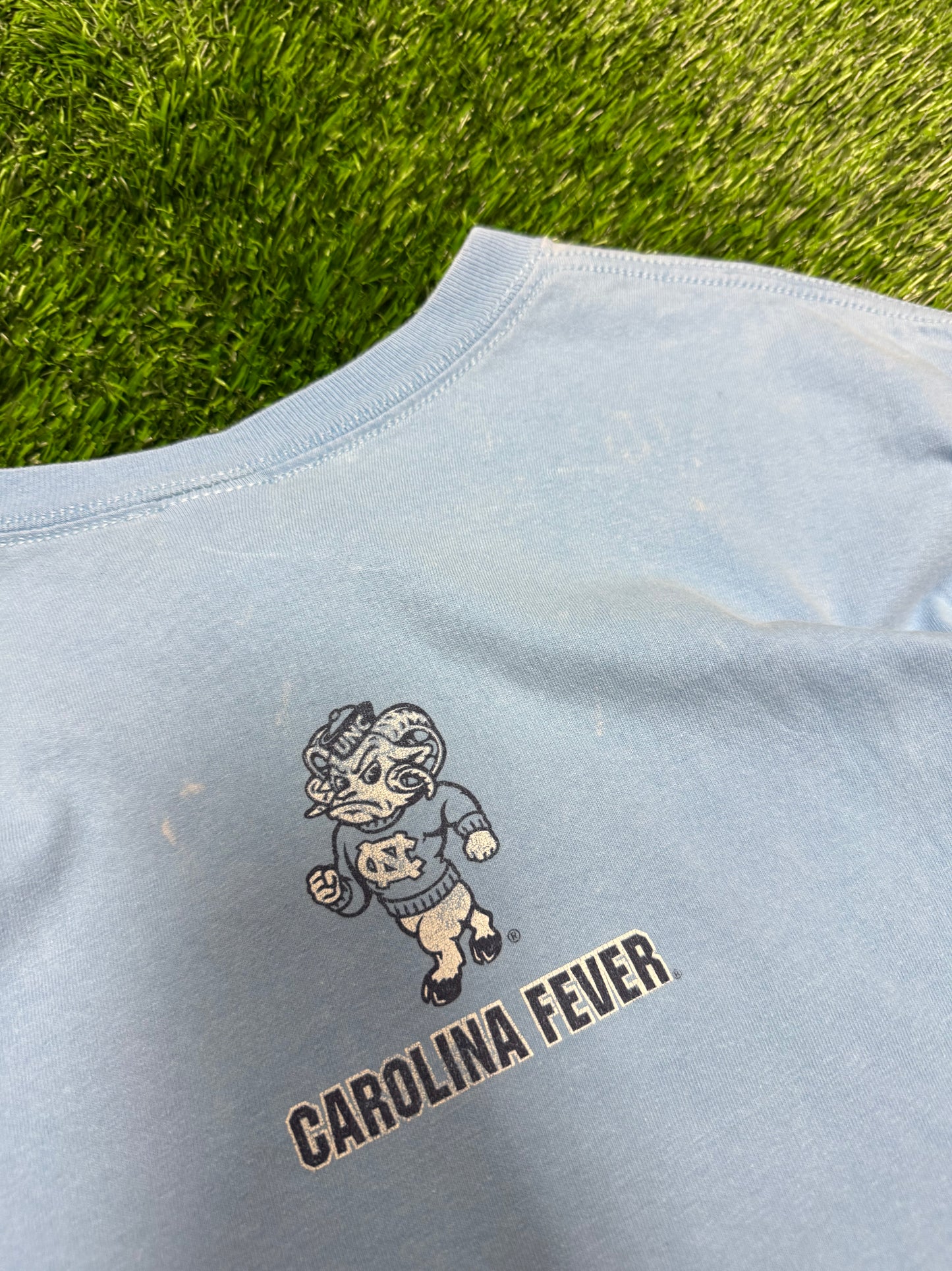 2009 University of North Carolina (UNC) Carolina Fever Tee (L)
