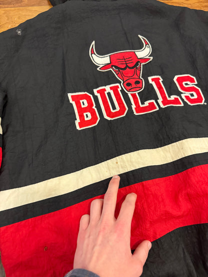 90s Chicago Bulls Apex Hooded Puffer (M)
