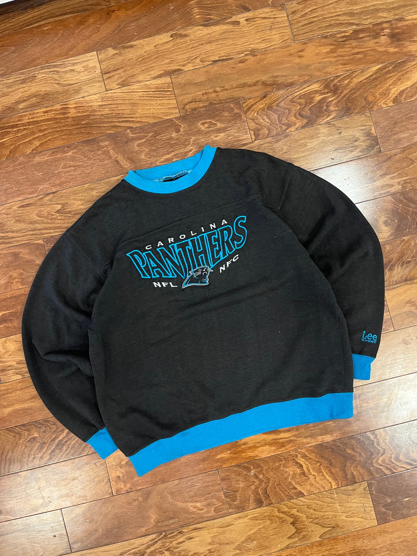 00s Carolina Panthers Embroidered Two Tone Crewneck (XL)