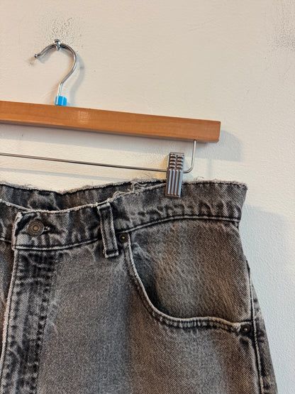 90s Levi's 560 Faded Black Jean Shorts (37)