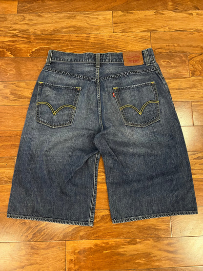 2011 Levi's 579 Baggy Shorts (34)