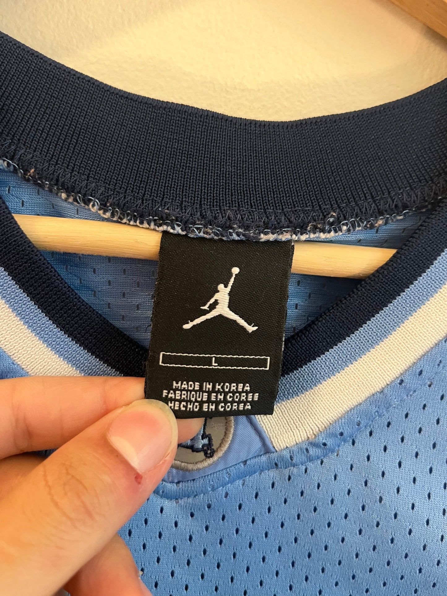 2010s UNC Nike Elite Basketball Jersey (Youth L)