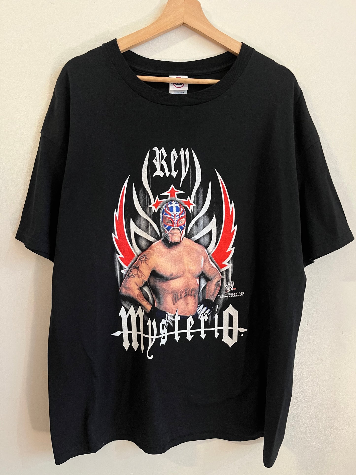00s Rey Mysterio WWE Wrestling Tee (XL)