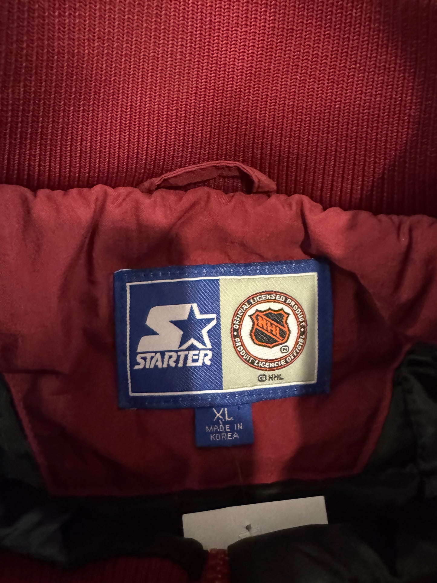 90s Colorado Avalanche Vintage NHL Starter Puffer Jacket (XL)
