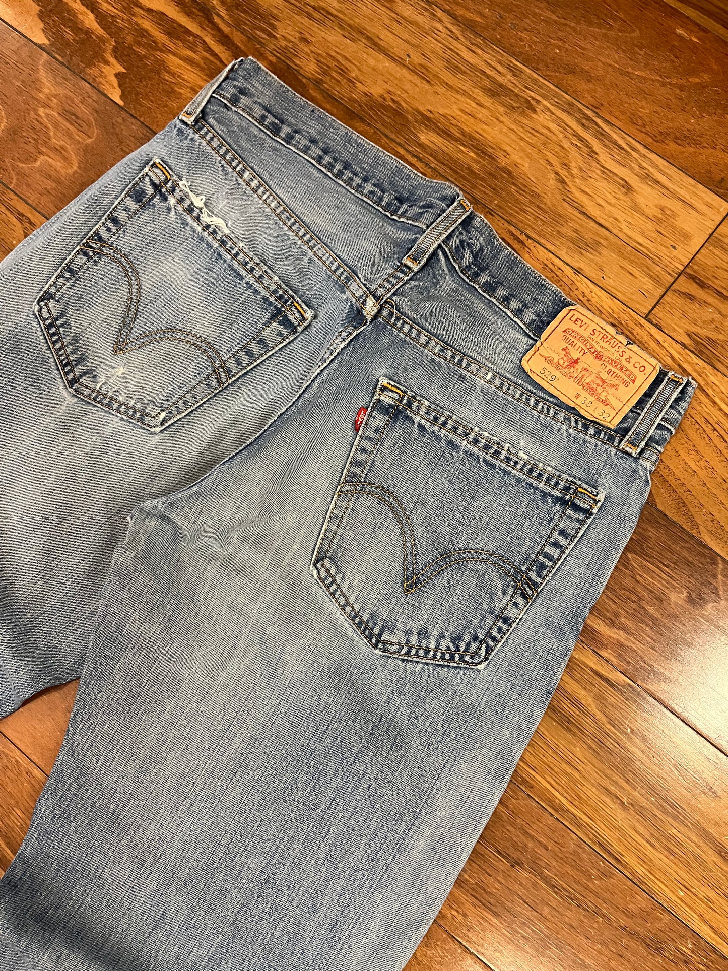2004 Levi's 529 Low Rise Straight Jeans (33 x 32)