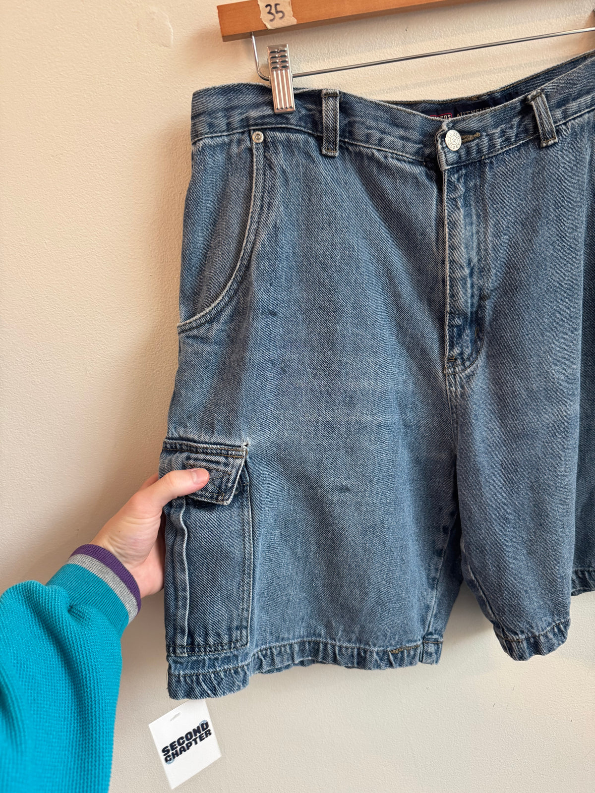 00s Faded Glory Denim Cargo Shorts (36)