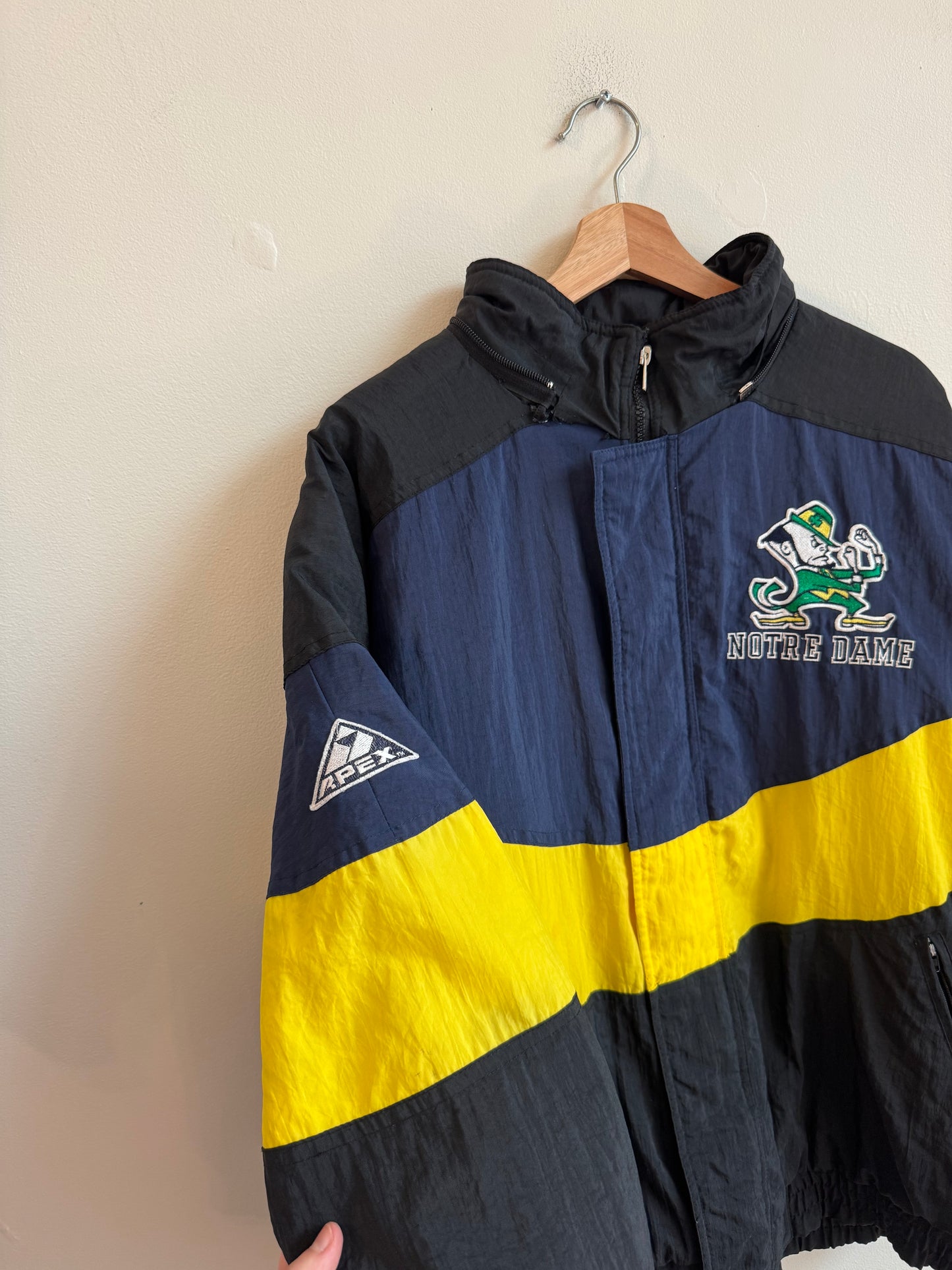 90s Notre Dame Apex One Puffer Jacket (M)