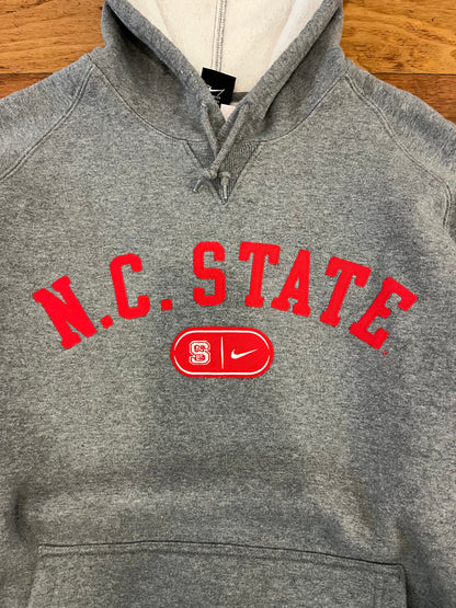 90s Nike NC State Embroidered Hoodie (XXL)