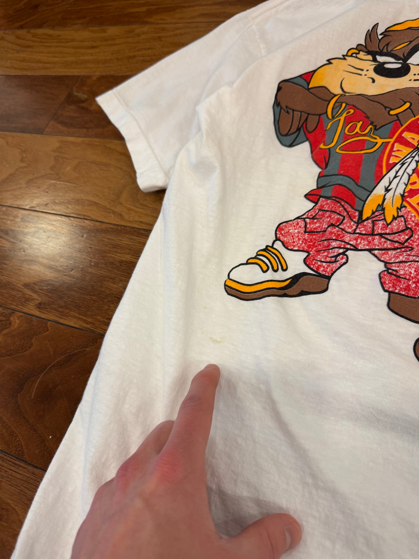 90s Washington Redskins Looney Tunes Taz & Bugs Tee (L)