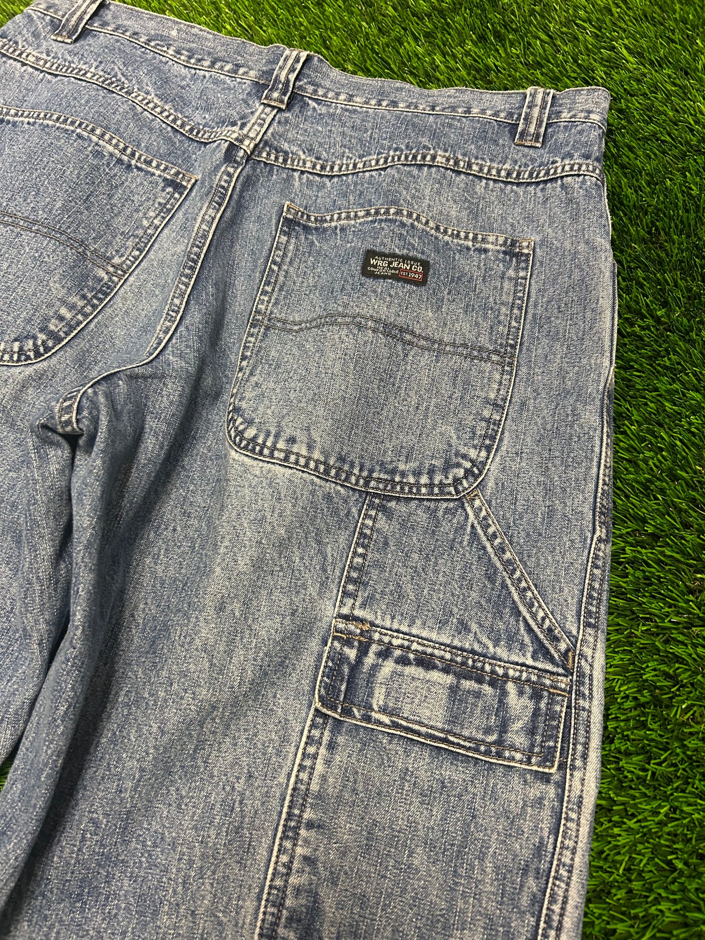 00s Wrangler WRG Jeans Carpenter Frayed Cut Shorts (36)