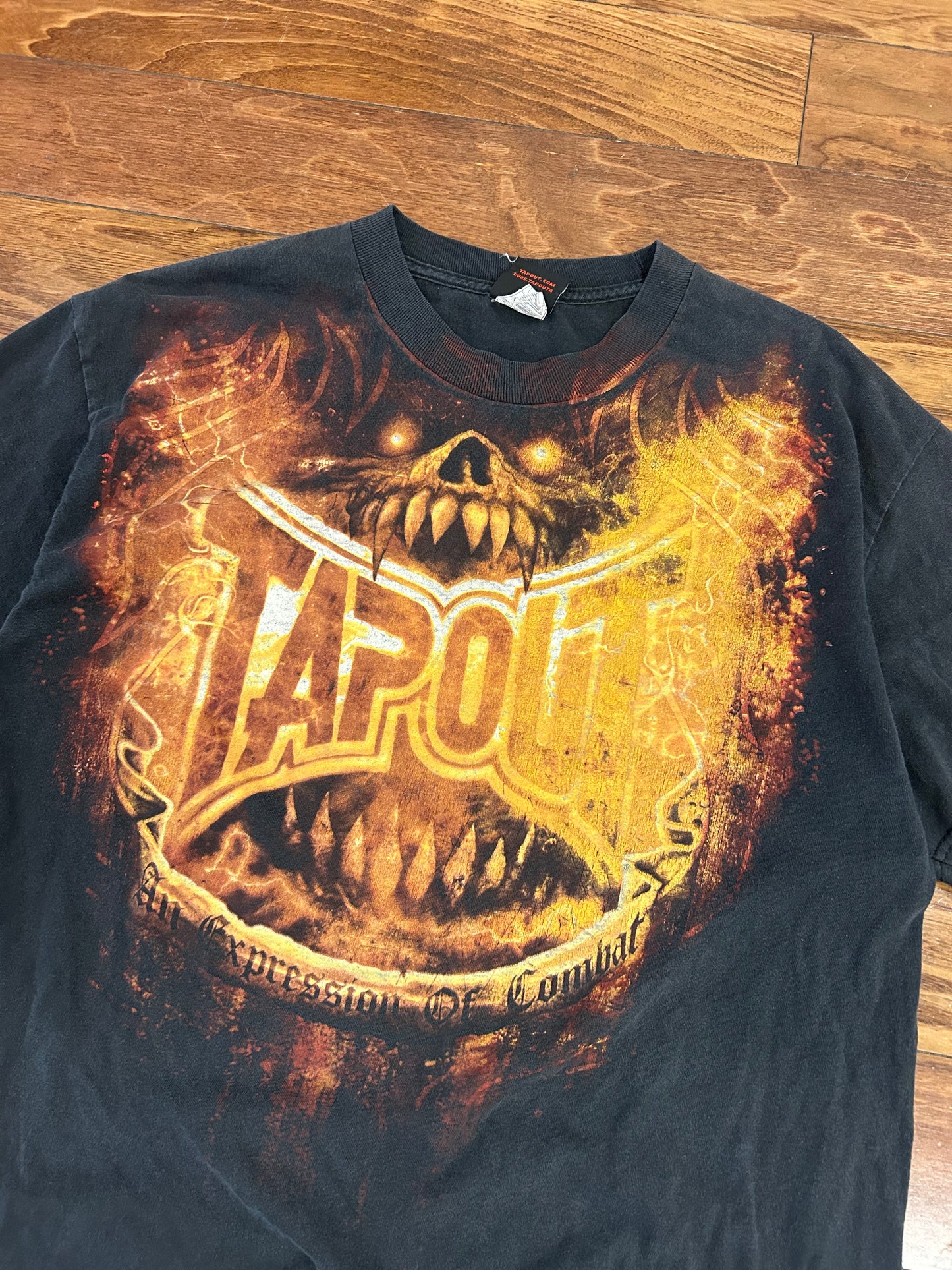 00s Tapout Flames Tee (L)