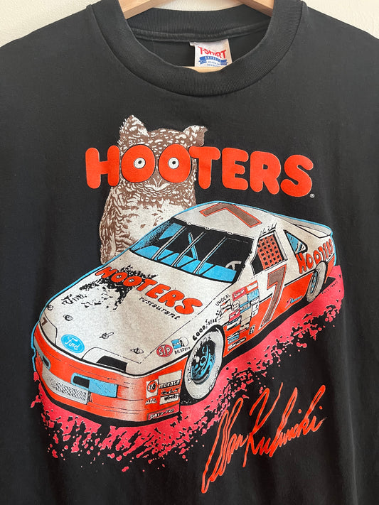 00s Alan Kulwicki Hooters Racing Team Tee (XL)