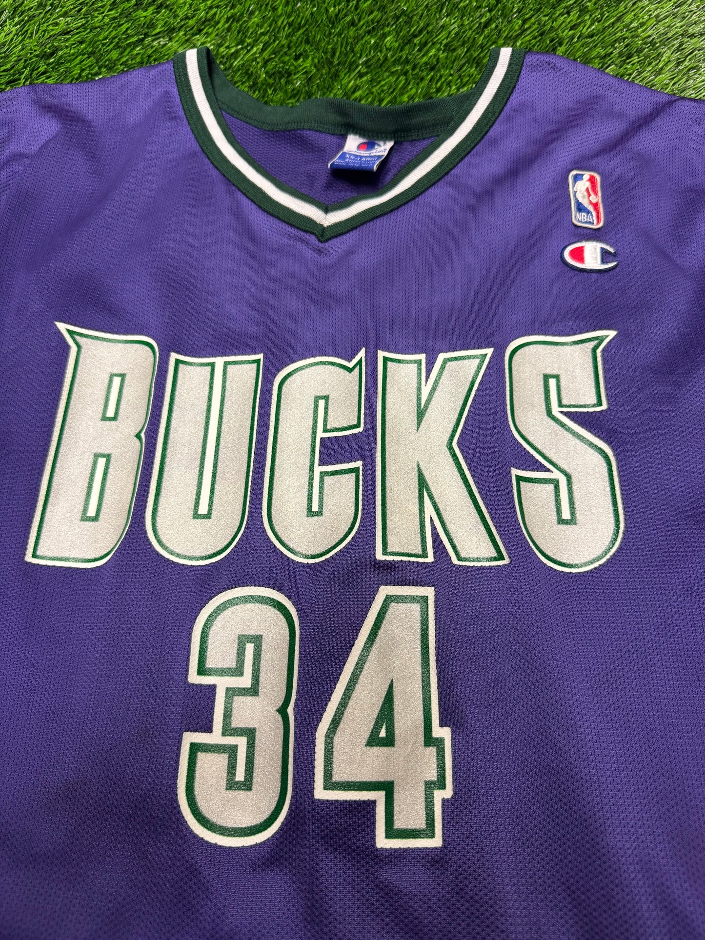 90s Milwaukee Bucks #34 Ray Allen Vintage Champion NBA Jersey (XXL)