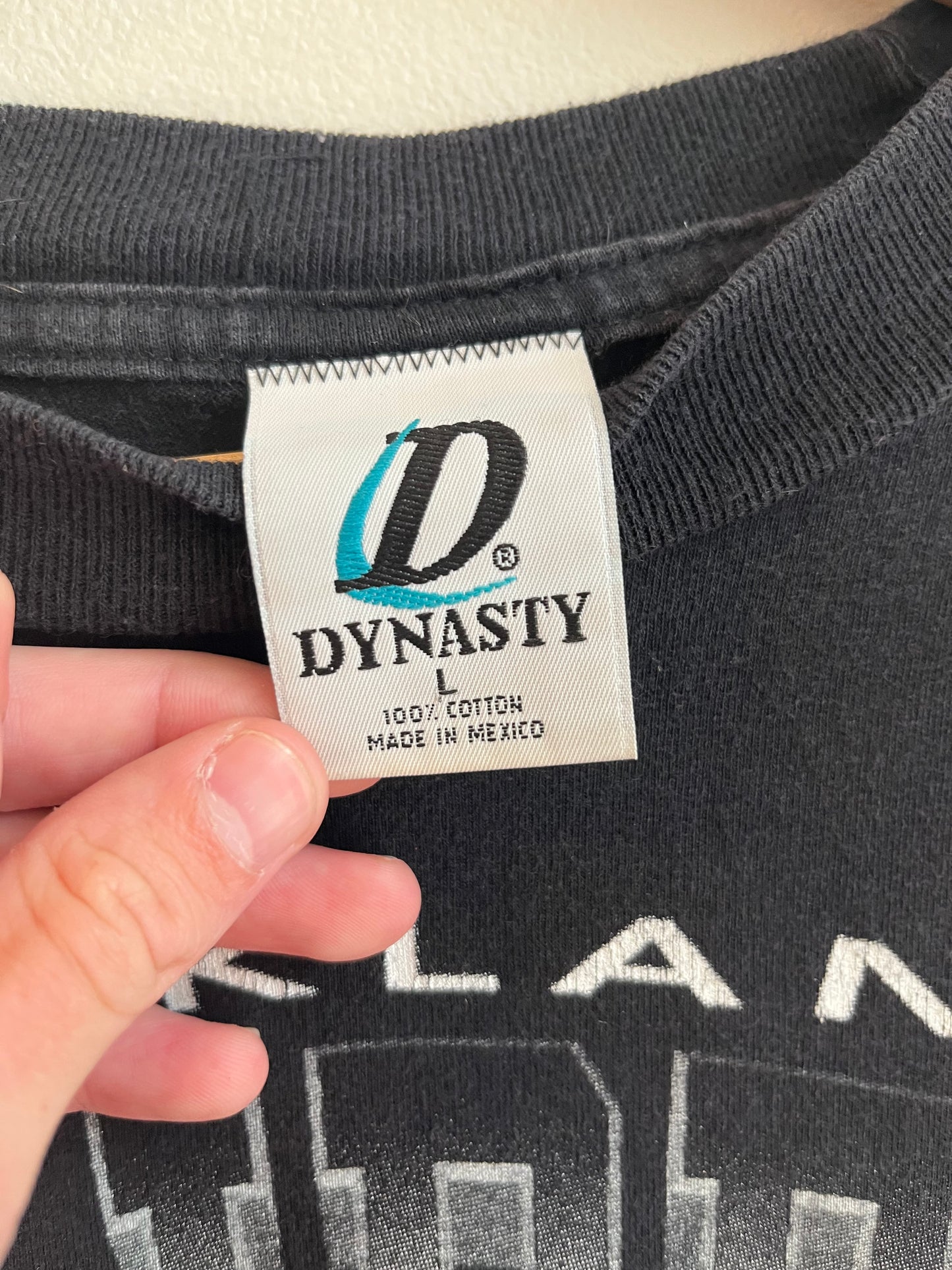 00s Oakland Raiders Dynasty NFL Helmet Tee (L)