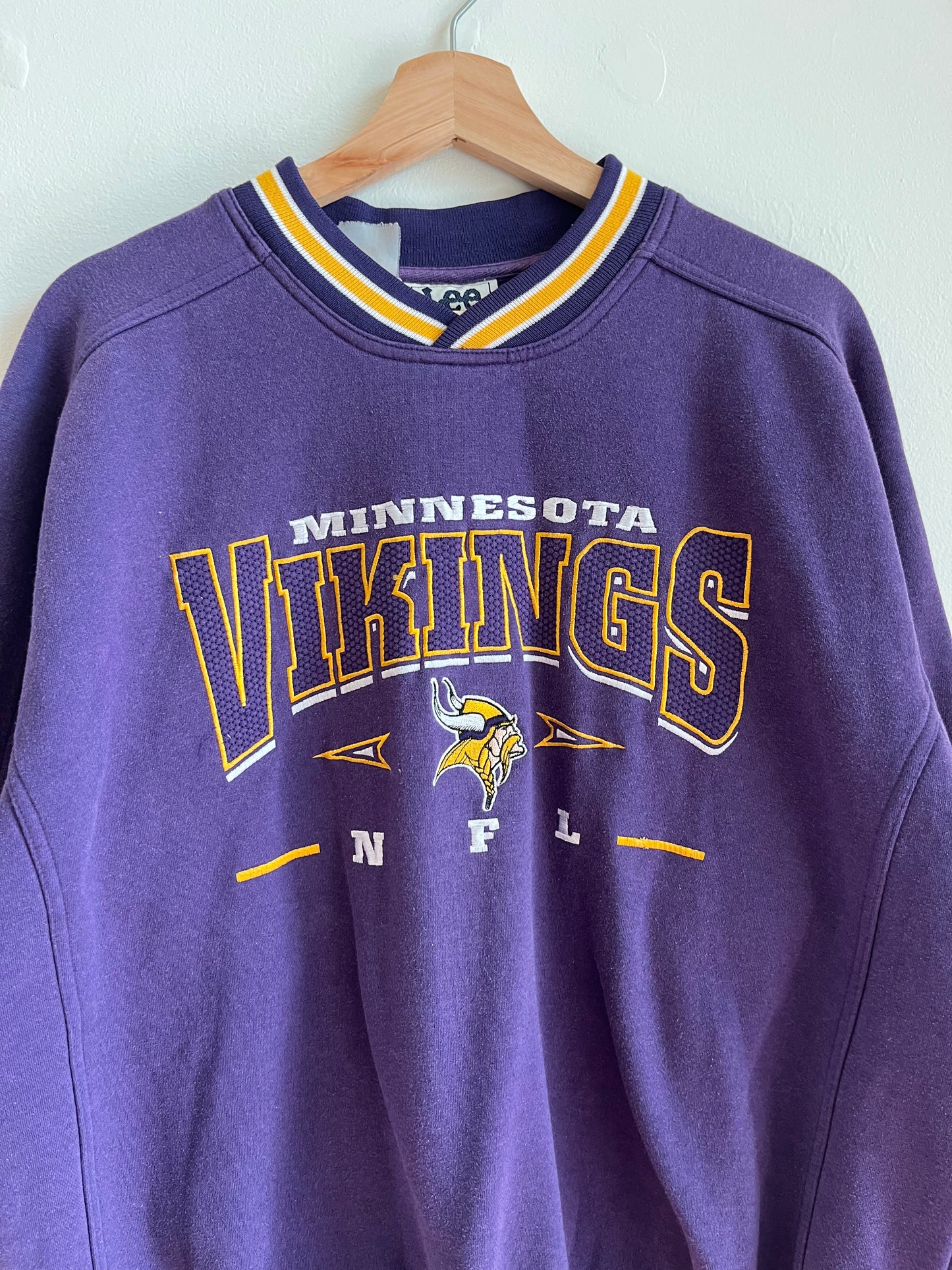 90s Minnesota Vikings NFL Lee Purple Crewneck (L)
