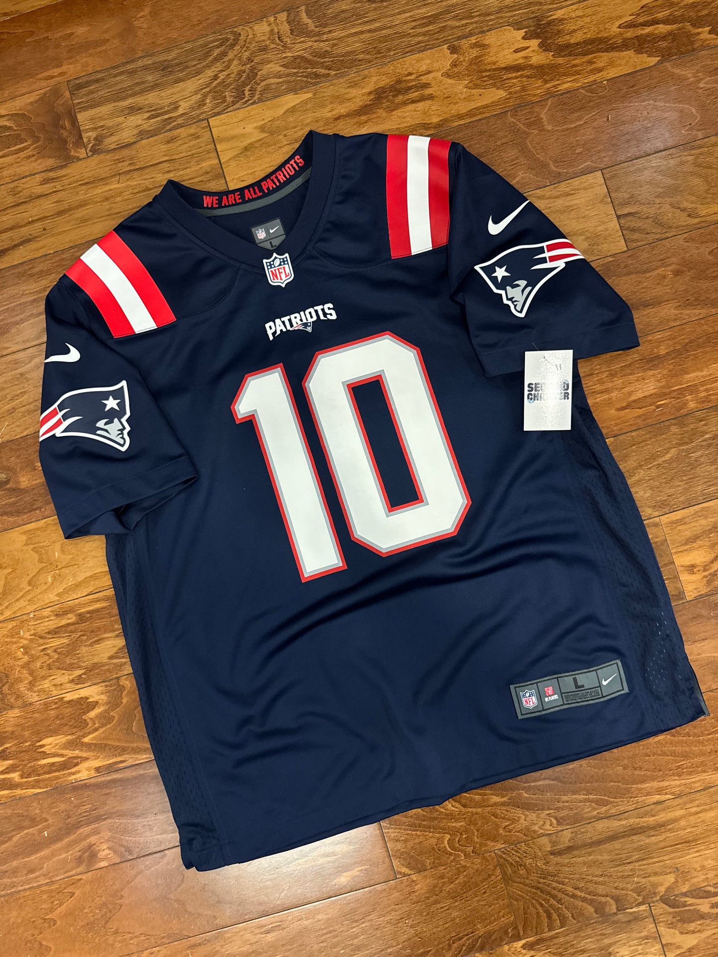 2021 New England Mac Jones Nike Jersey (L)