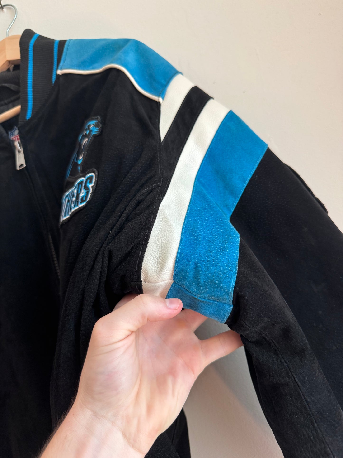 00s Carolina Panthers Suede Embroidered Patched NFL Jacket (XXL)