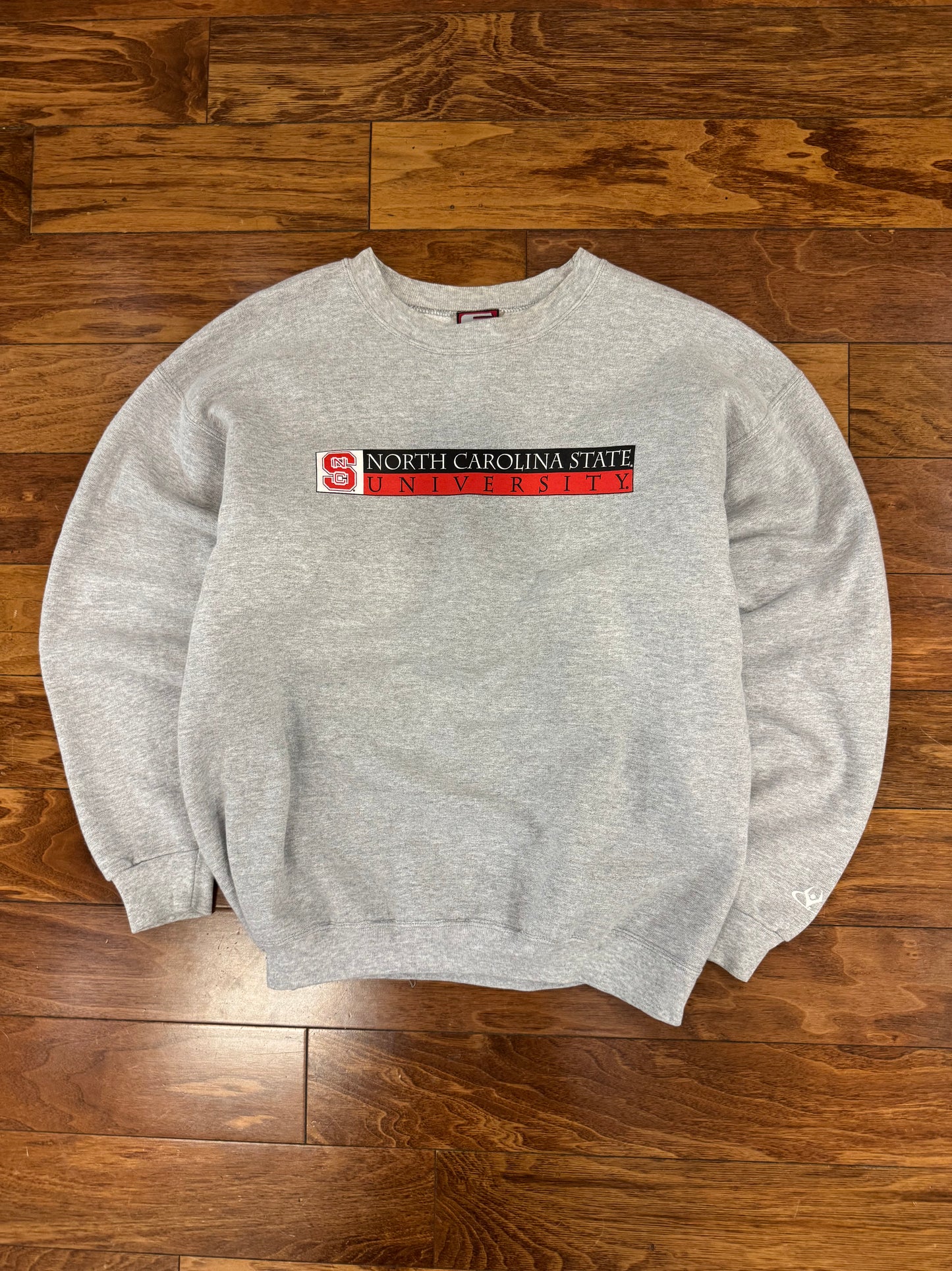 90s NC State Grey Spell Out Vintage Crewneck (M)