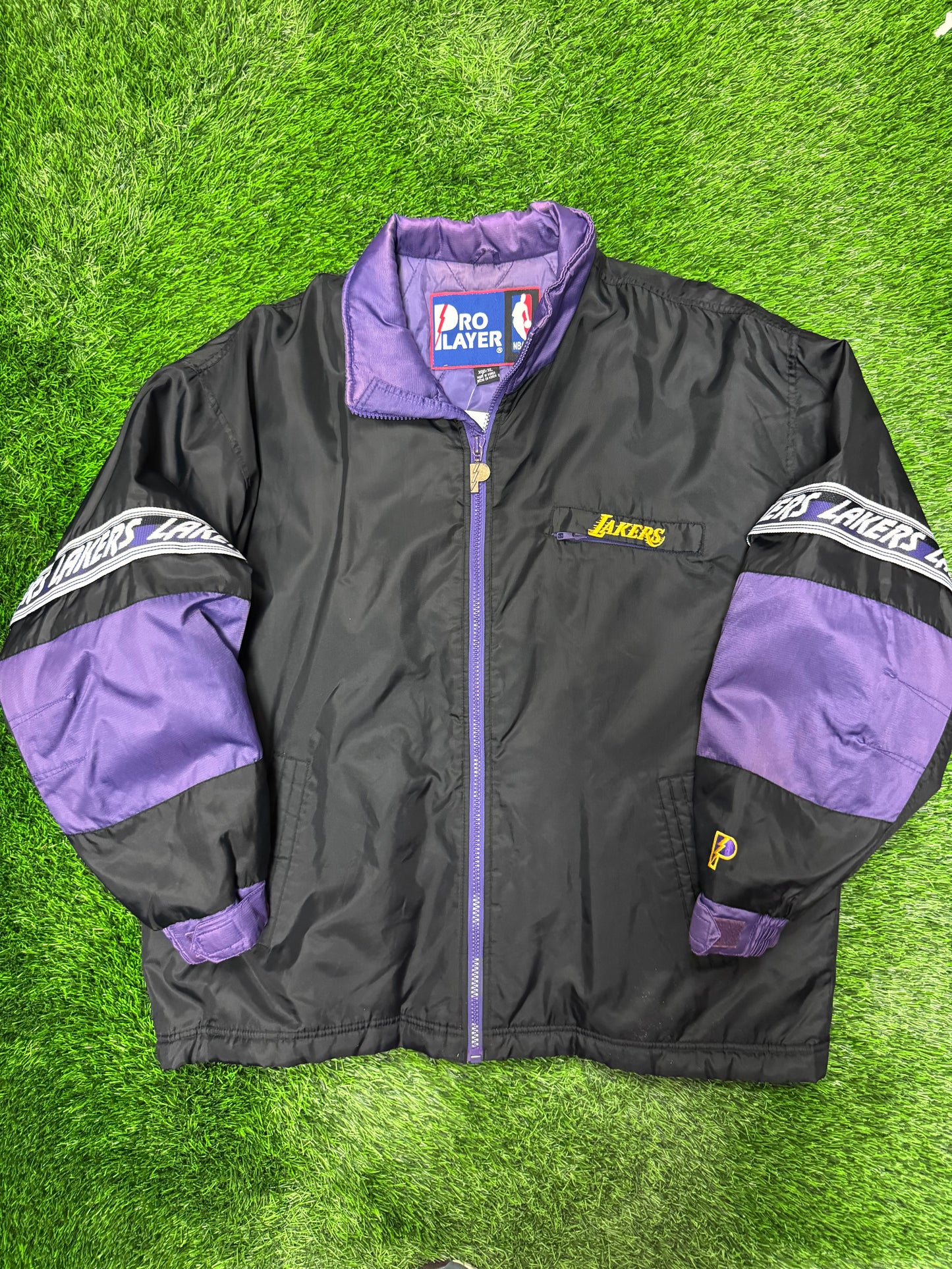 90s Los Angeles Lakers Vintage Pro Player Jacket (XL)