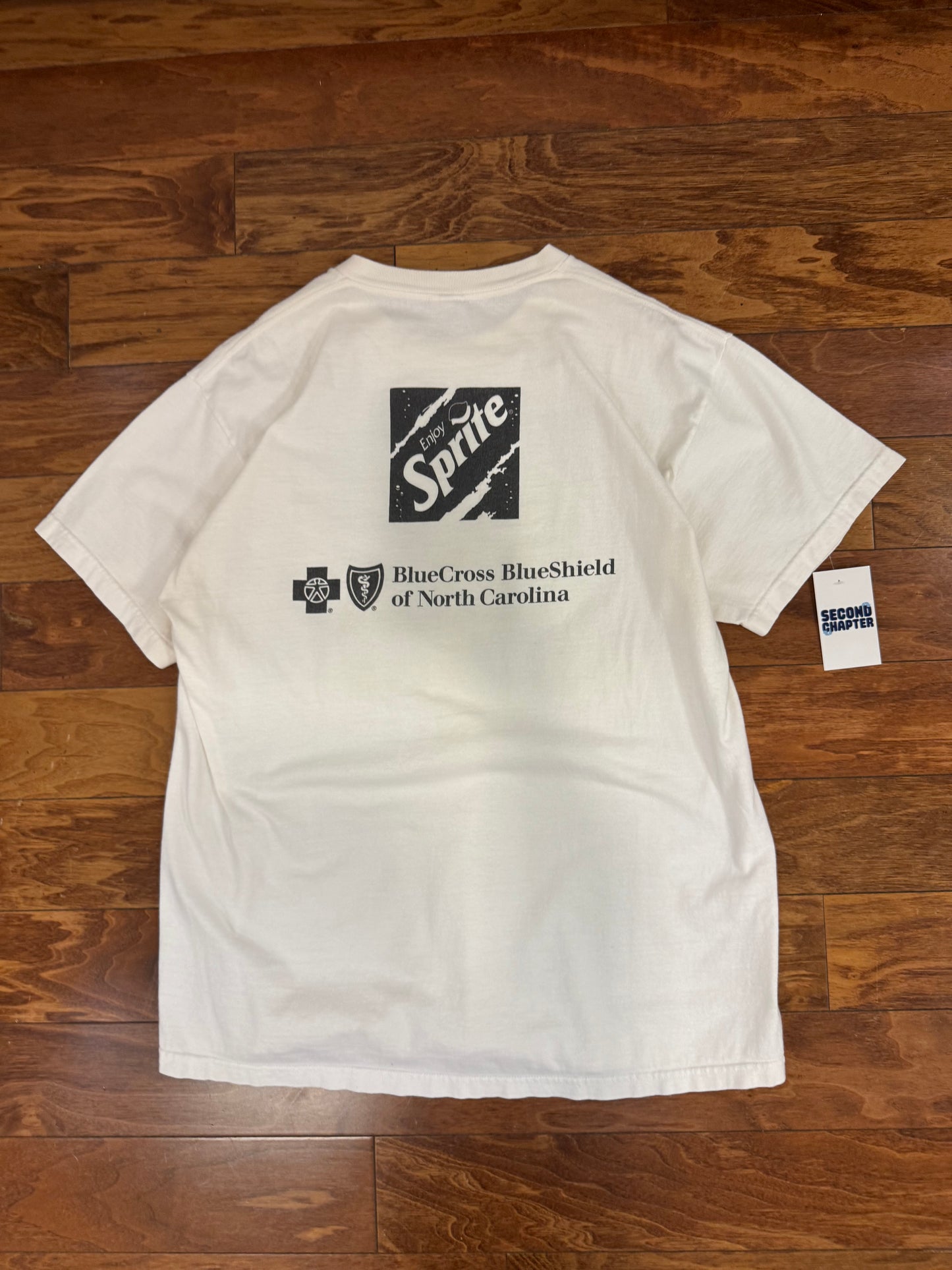 2002 Charlotte Hornets v Chicago Bulls Fantastic Fanale XIV Vintage NBA Tee (XL)