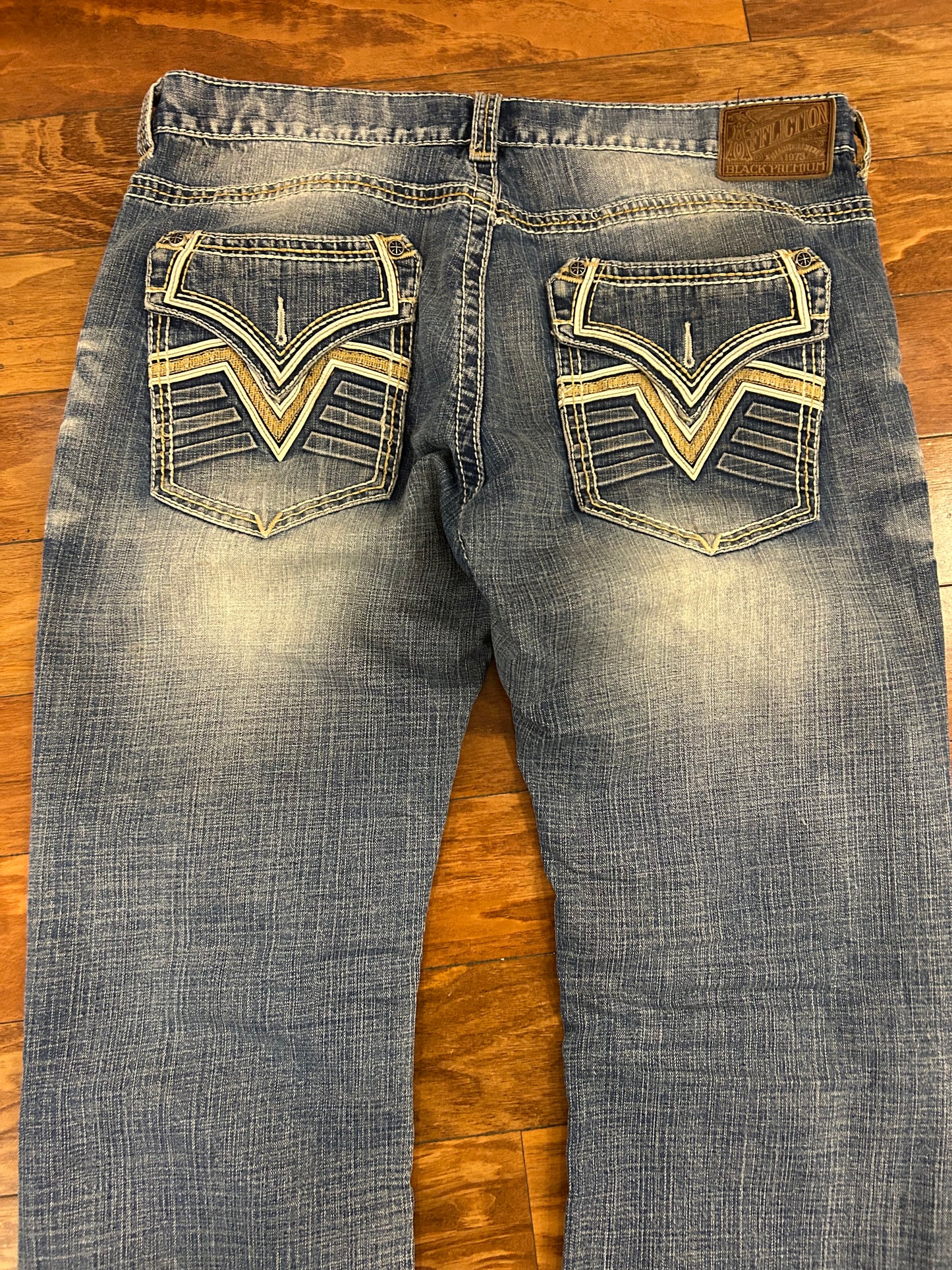 00s Affliction Faded Mid Wash Blake Boot Cut Jeans (38 x 34)