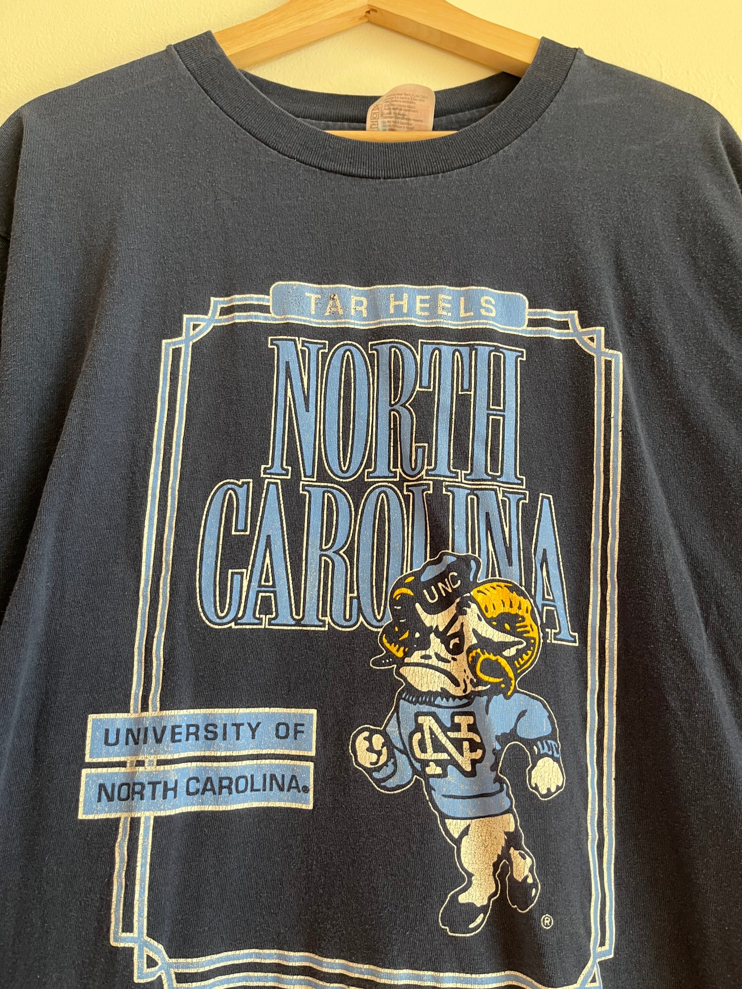 90s UNC Tar Heels Vintage Hanes Tee (L)