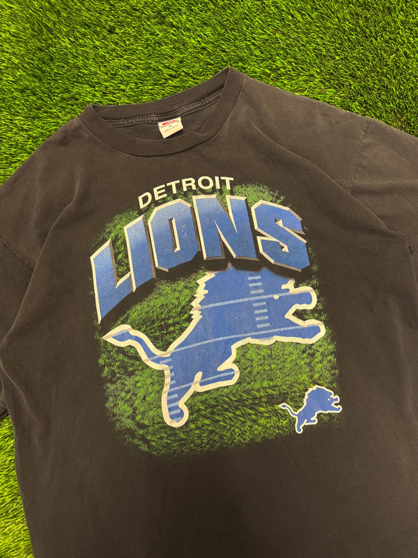 Detroit Lions Tru Fan Logo Spell Out Tee (XL)