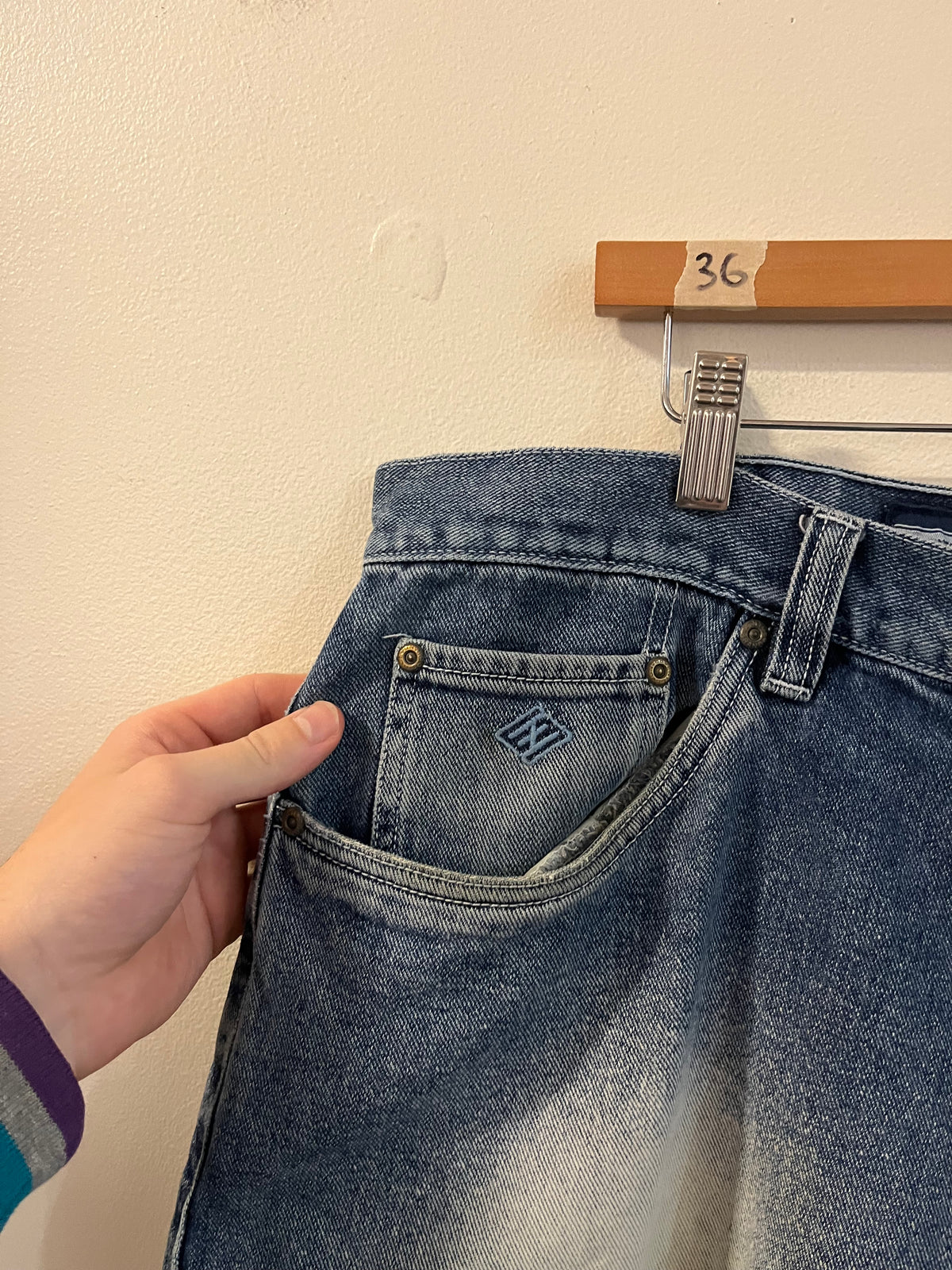 00s Enyce Baggy Faded Blue Shorts (36)