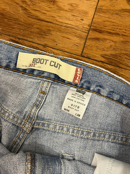 2008 Levi's 517 Bootcut Jeans (36 x 36)