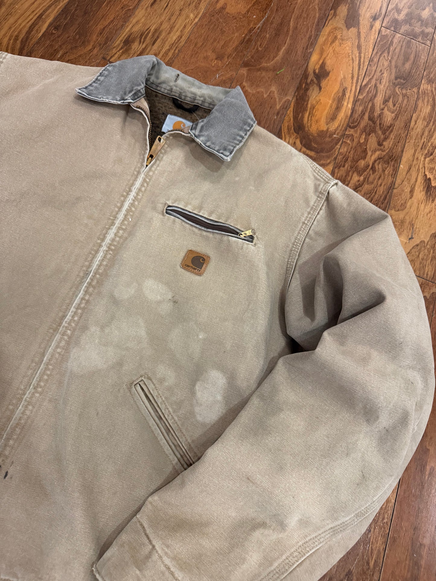 00s Carhartt Detroit Sand Faded Jacket (L)