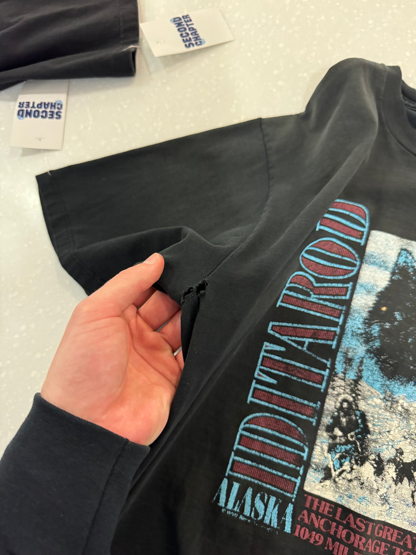 90s Alaska Wolf Sledding Race Graphic Tee (XL)