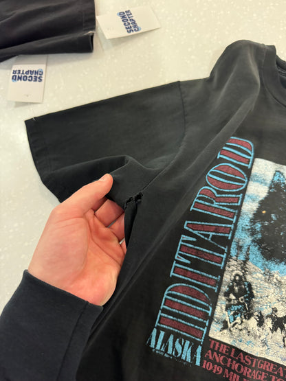 90s Alaska Wolf Sledding Race Graphic Tee (XL)