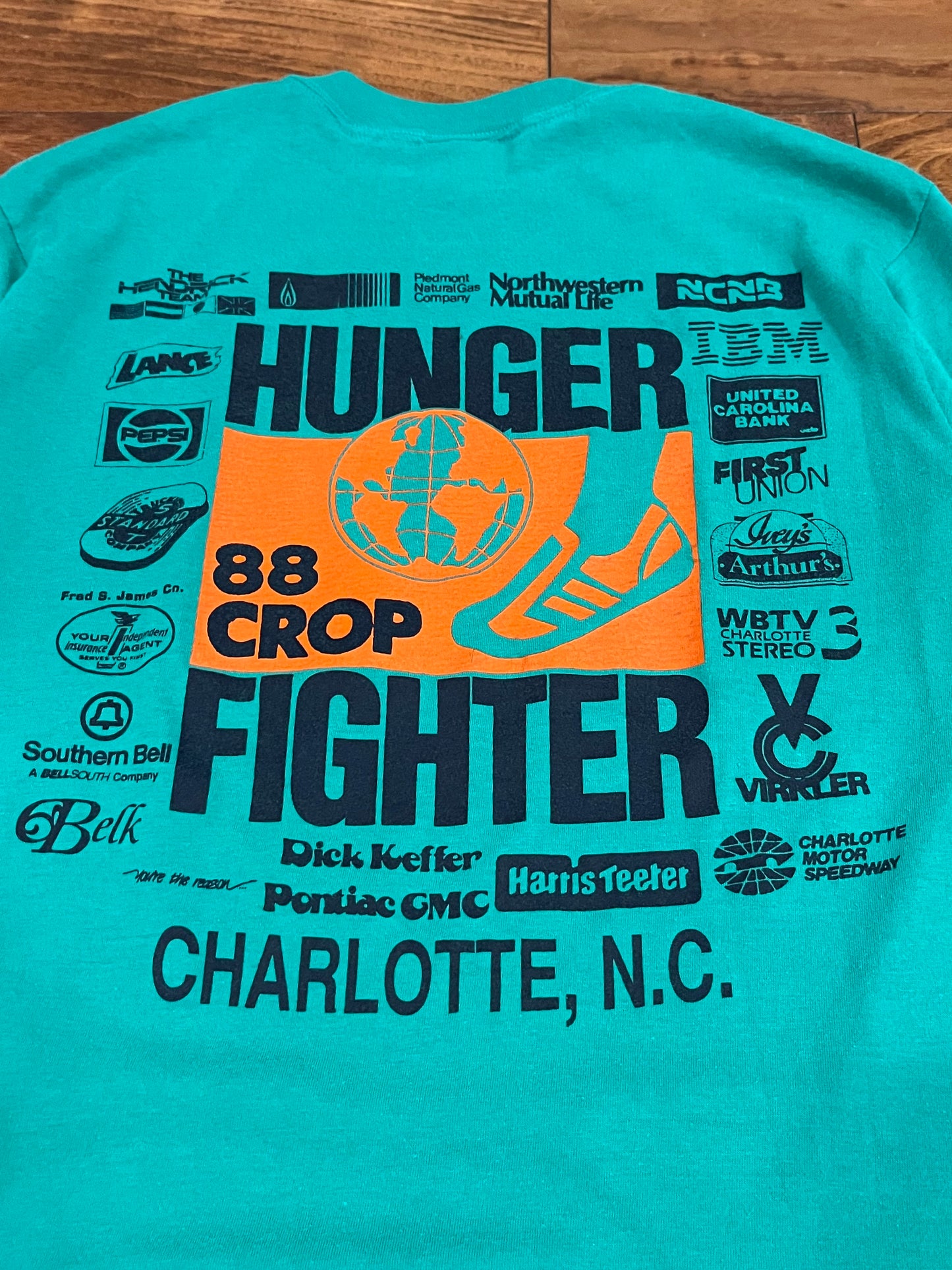 1988 Charlotte Crop Walk Vintage Nike Tee (M)
