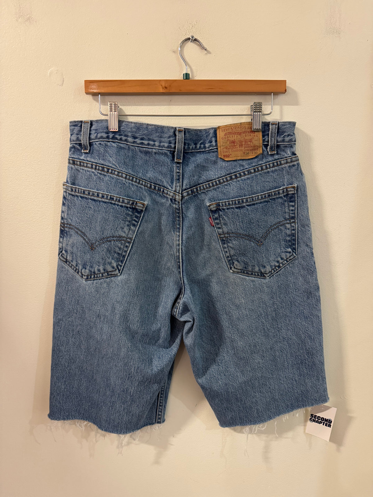 2001 Levi’s 550 Blue Shorts (34)
