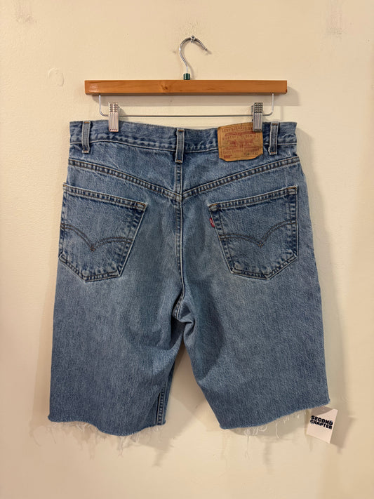 2001 Levi’s 550 Blue Shorts (34)