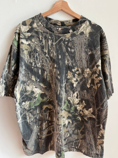 90s Liberty Camo Pocket Tee (XL)