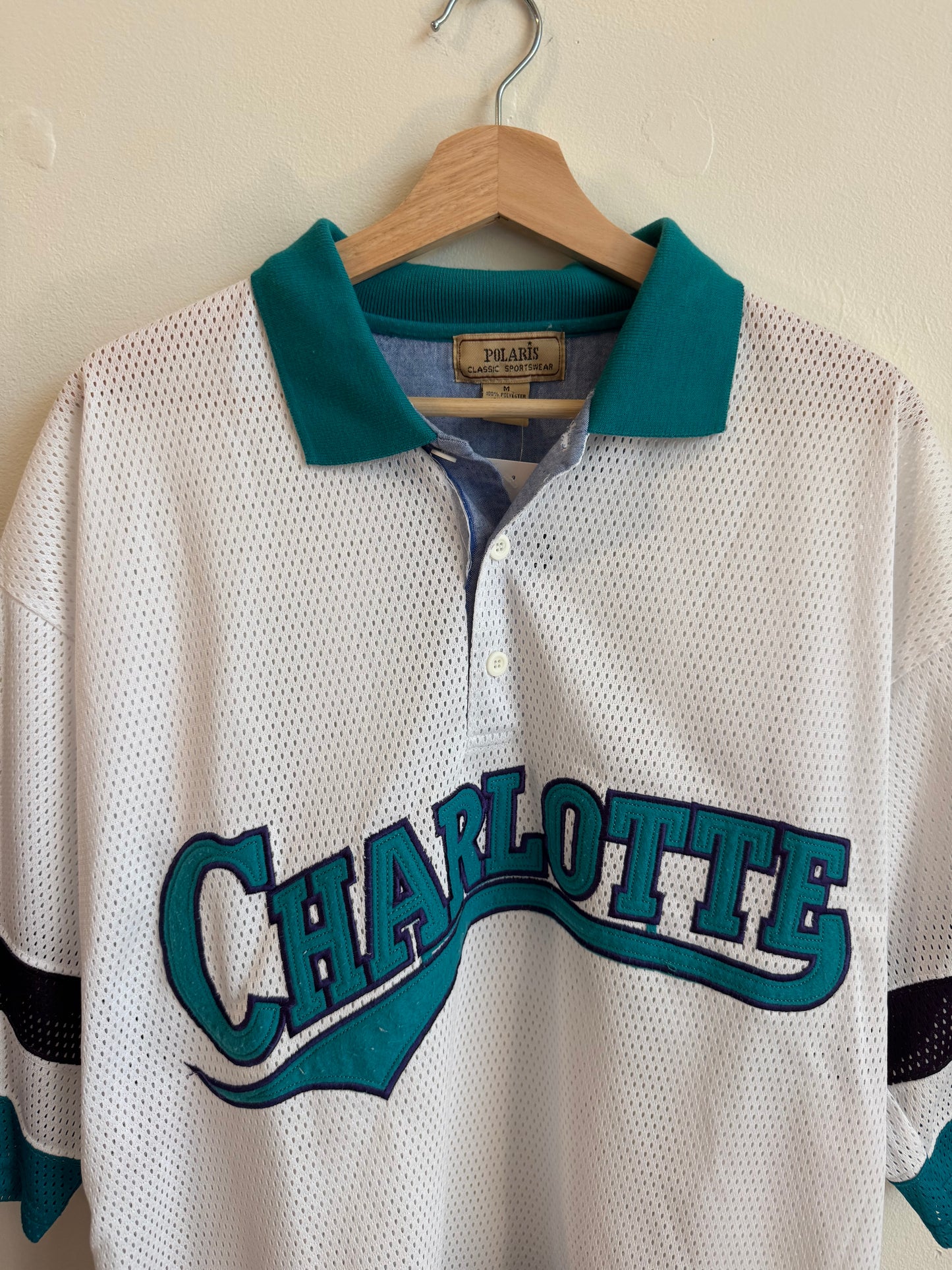 90s Charlotte Hornets Warm Up Jersey (M)