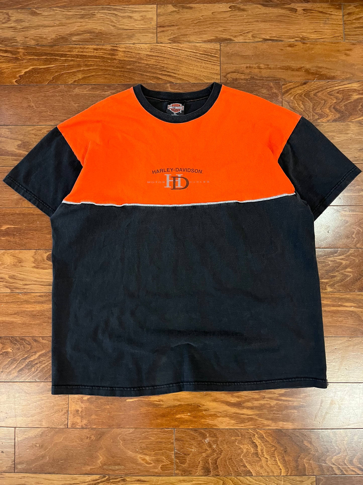 2002 Harley Davidson Orange & Black Tee (XL)
