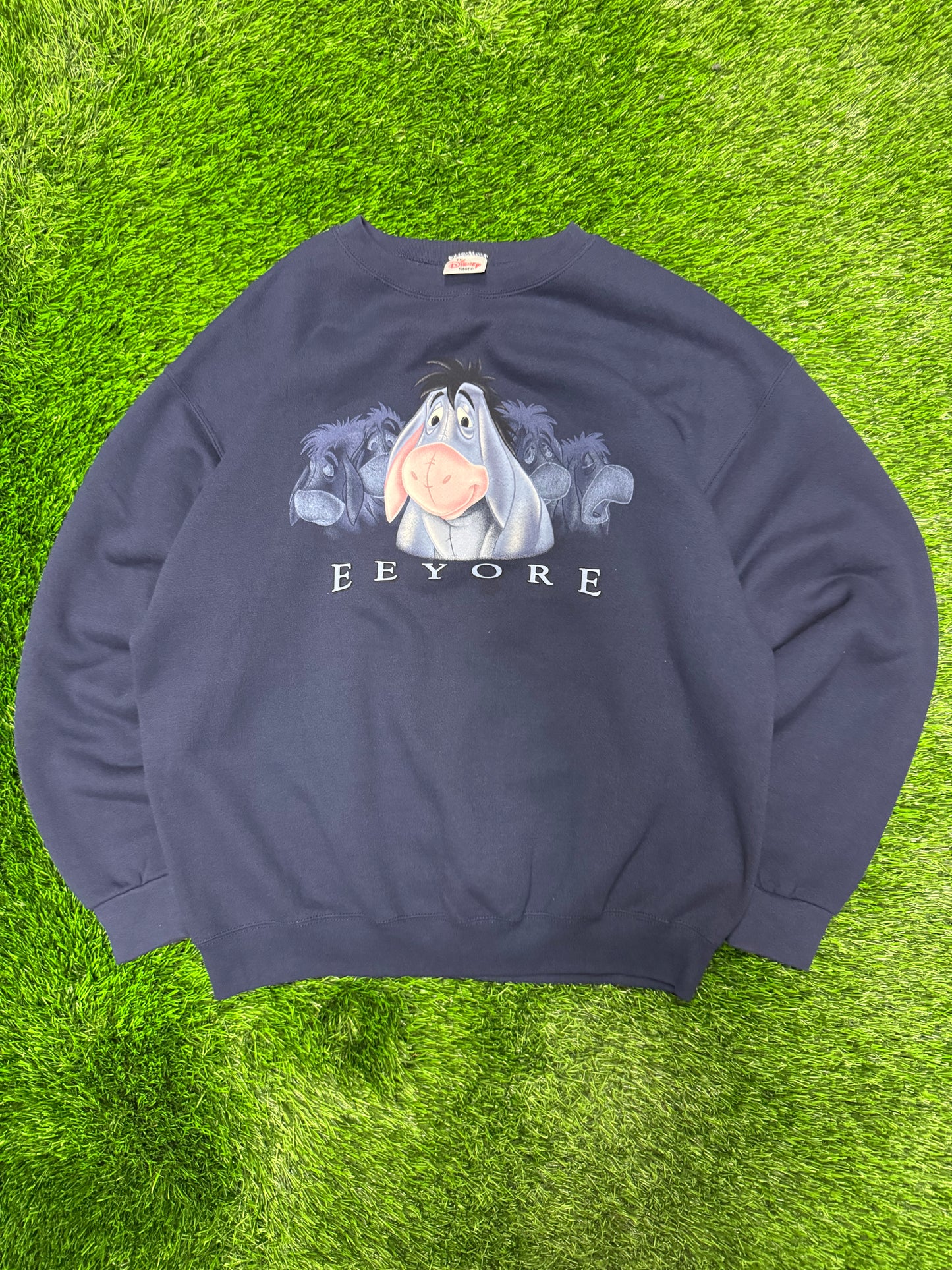 00s Disney Eeyore Character Vintage Crewneck (L)