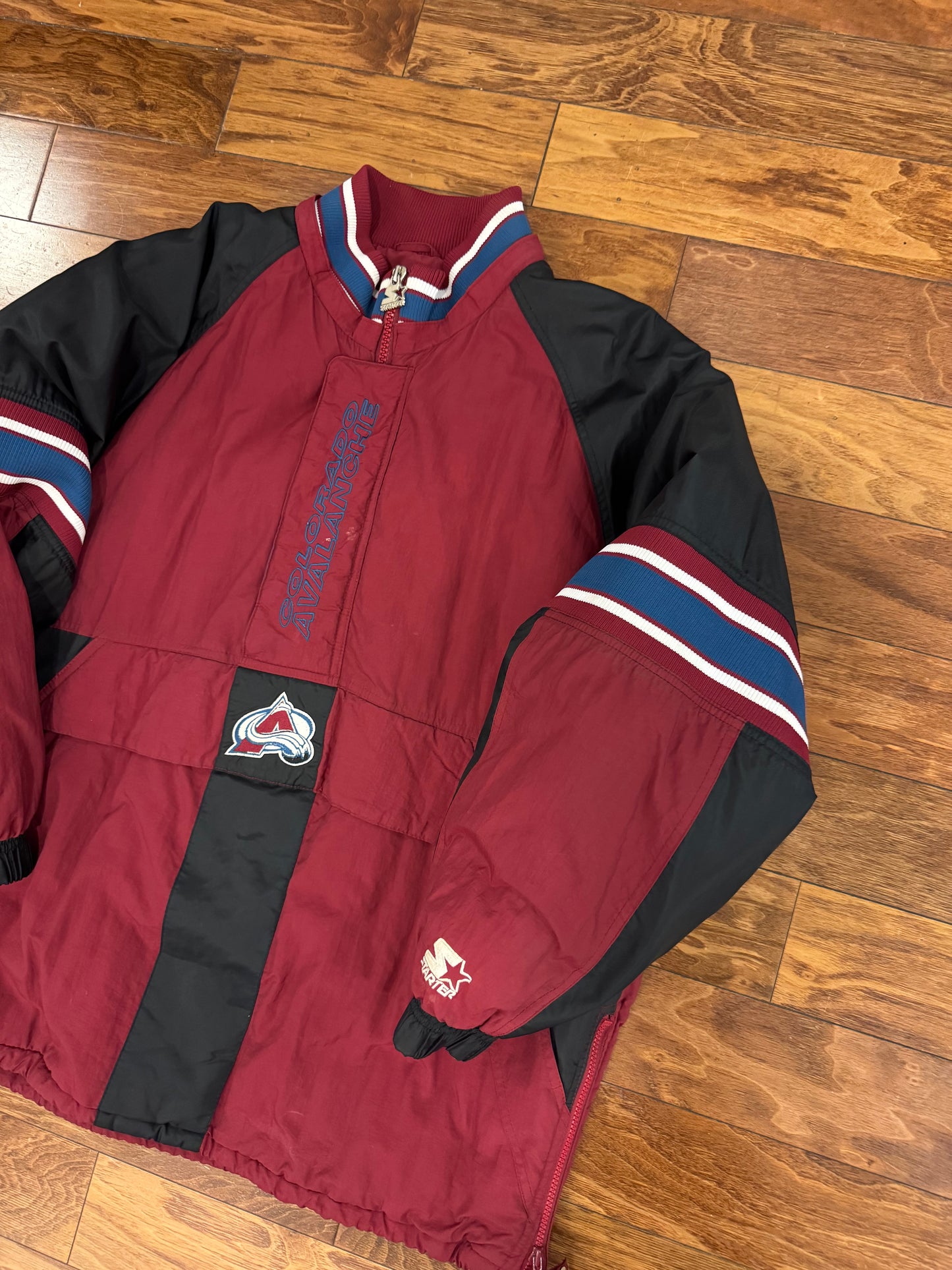 90s Colorado Avalanche Vintage NHL Starter Puffer Jacket (XL)