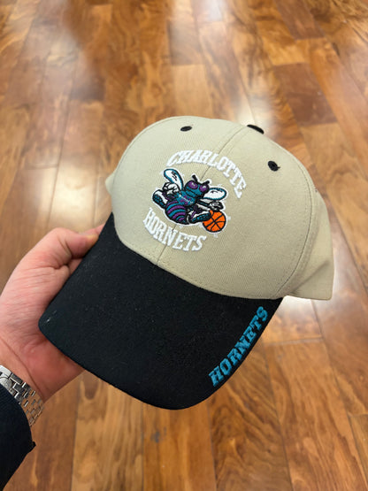 90s Charlotte Hornets Velcro Strap Hat (OS)